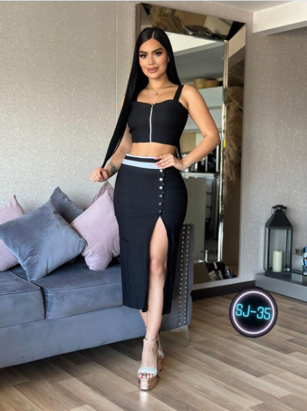 Conjunto Falda Y Blusa