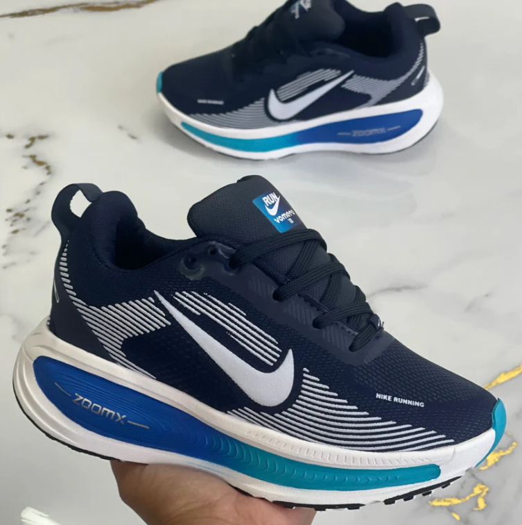 Tenis Run Vomero 18 - Confort, estilo y rendimiento